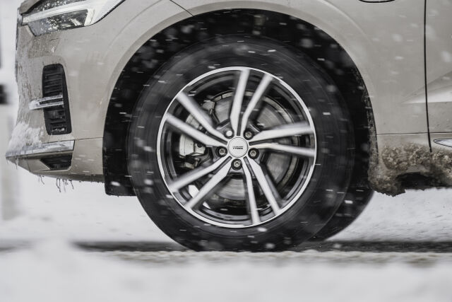 Nokian Tyres Snowproof 1 / Nokian Tyres